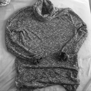 LAST CHANCE F21 Turtleneck Sweater Black & White